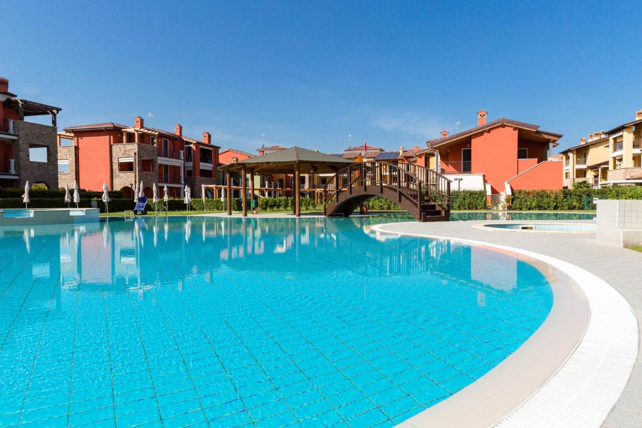 Lucy Apartment Sirmione Exterior photo