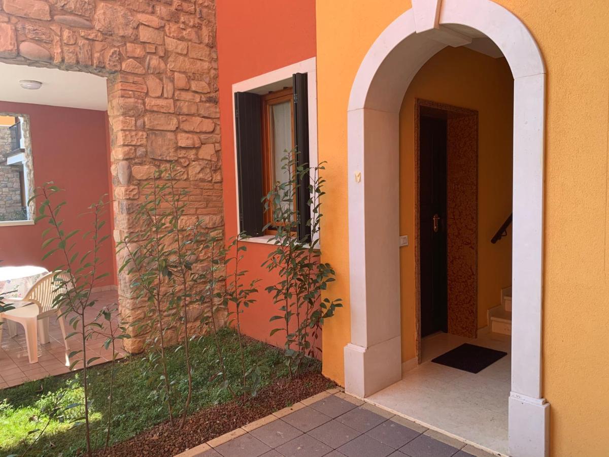 Lucy Apartment Sirmione Exterior photo